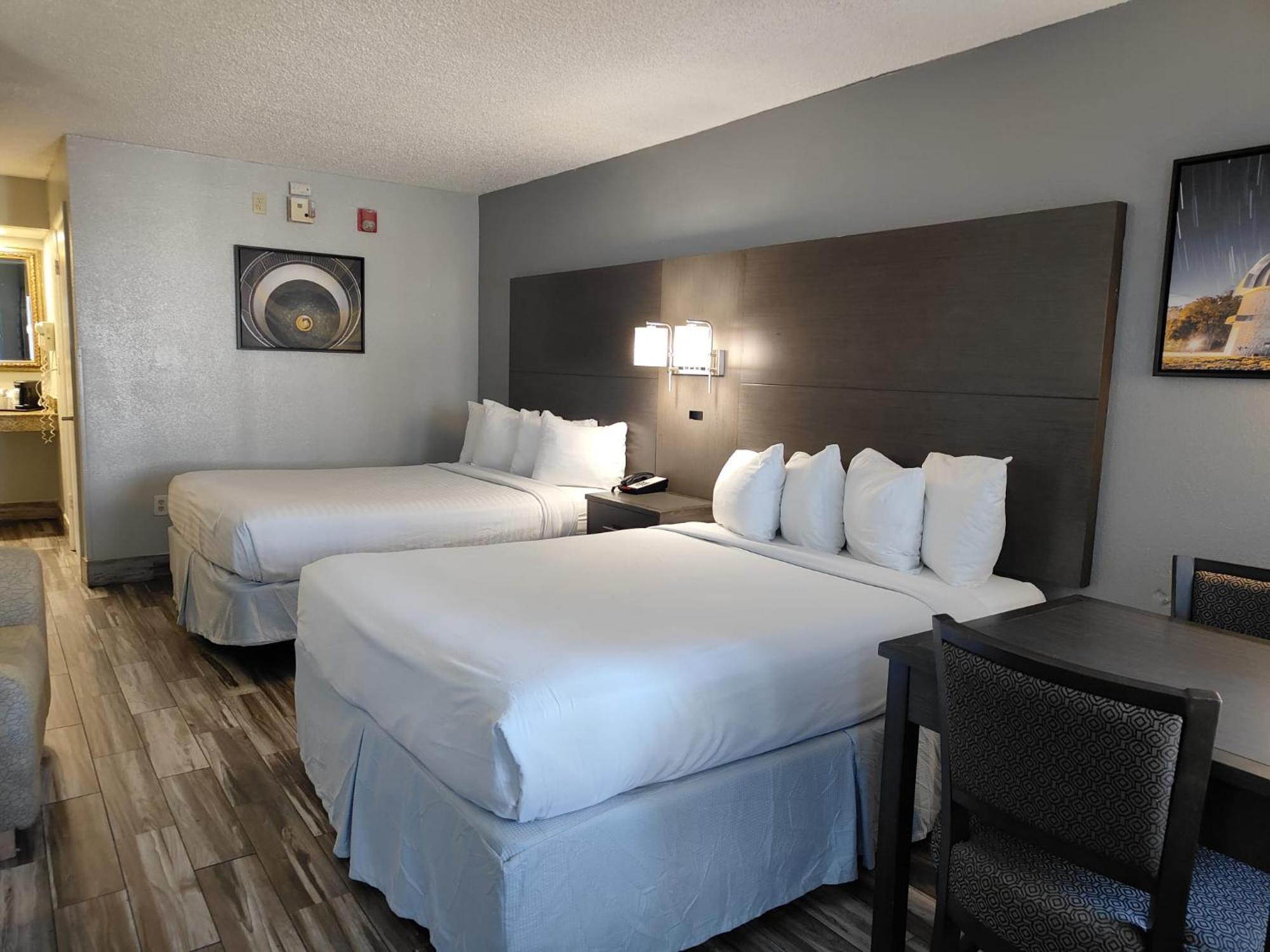 Hotel Baymont By Wyndham Orlando East Alafaya Exterior foto