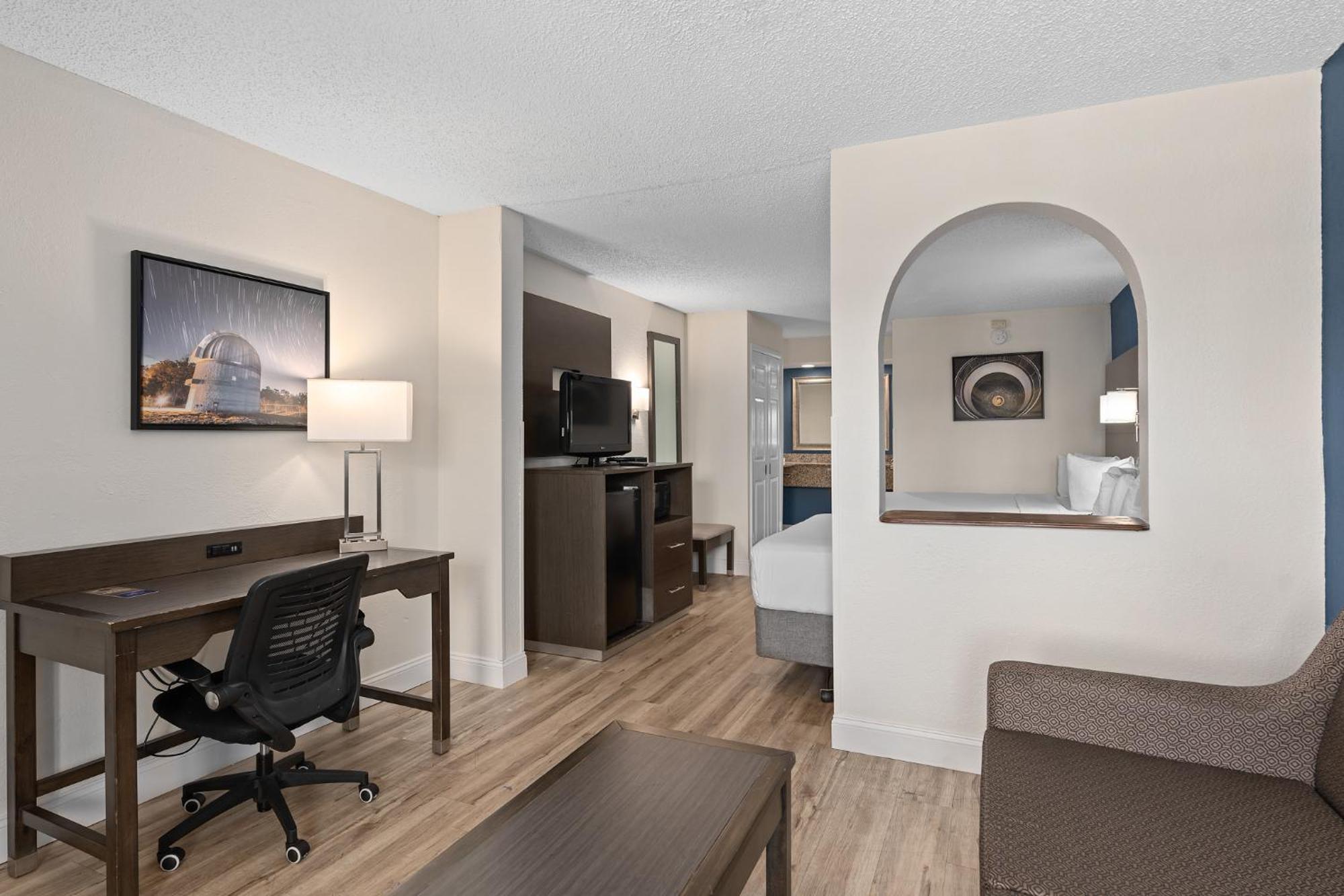Hotel Baymont By Wyndham Orlando East Alafaya Exterior foto