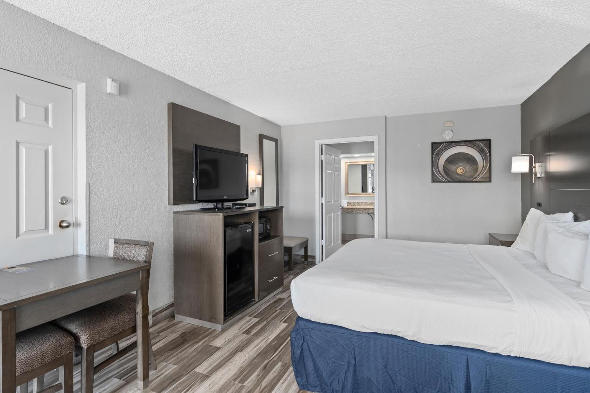 Hotel Baymont By Wyndham Orlando East Alafaya Exterior foto